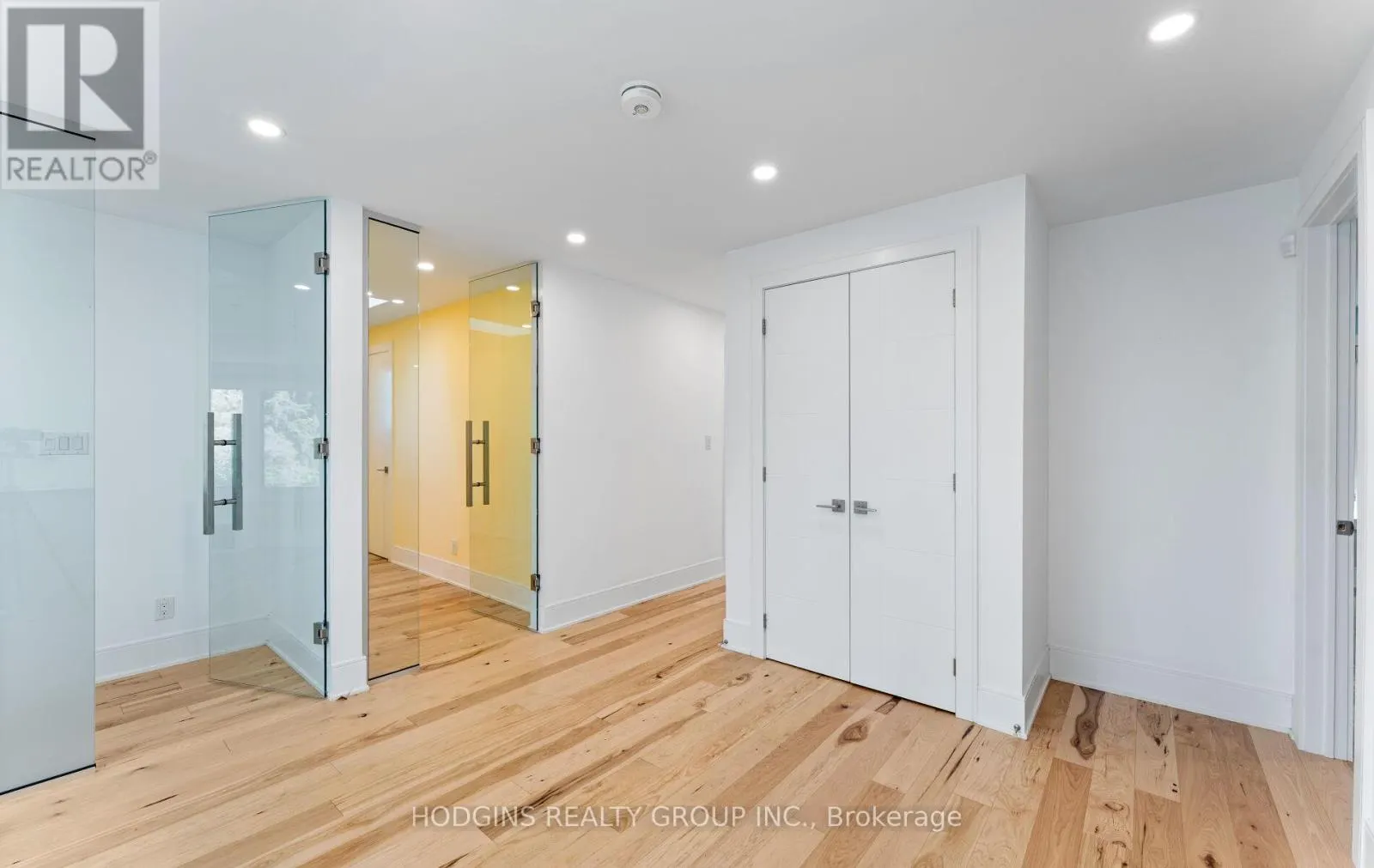 1670 CAVERLY COURT