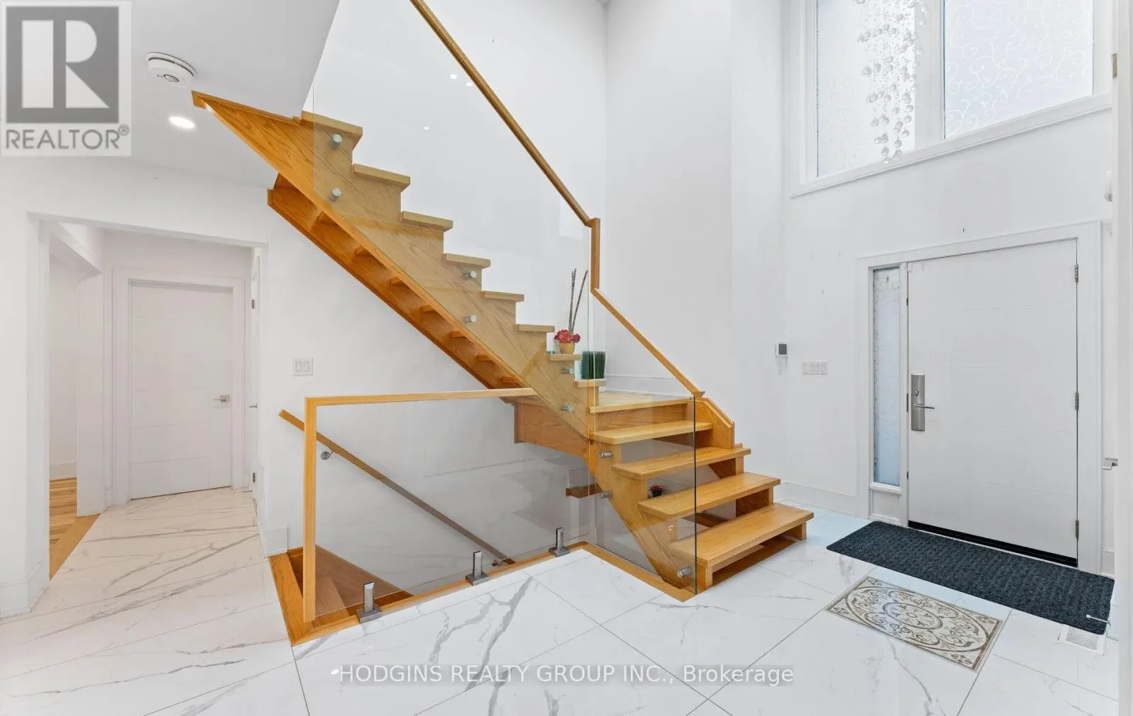 1670 CAVERLY COURT