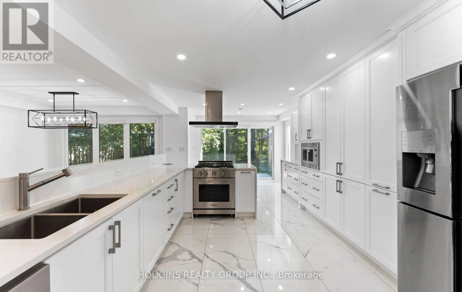 1670 CAVERLY COURT