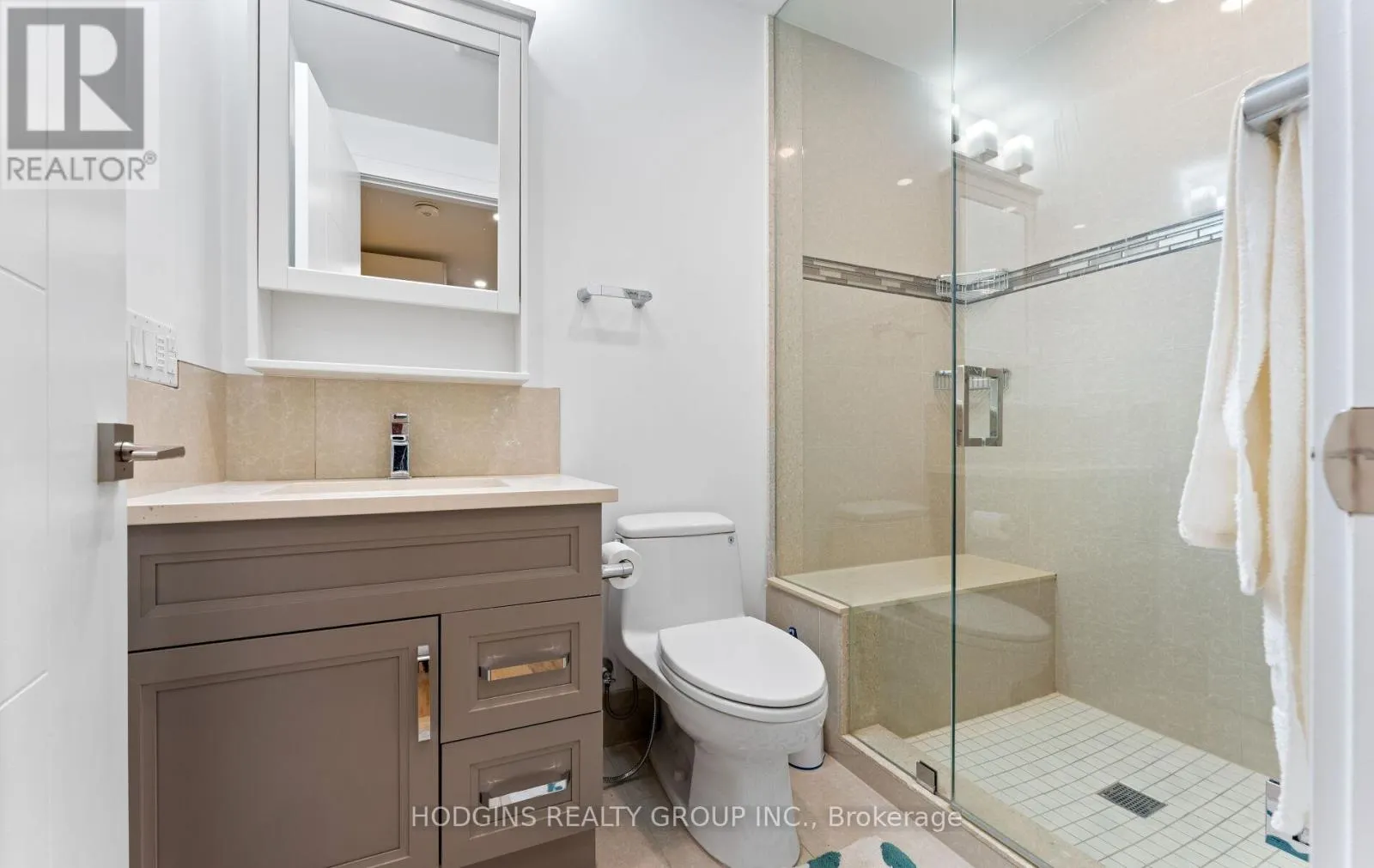 1670 CAVERLY COURT