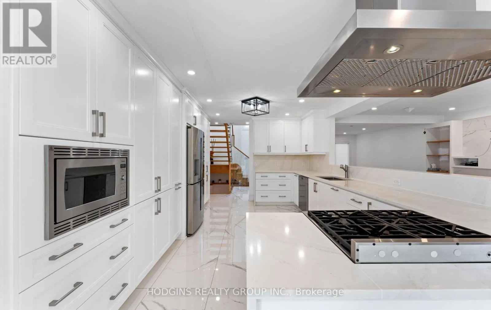 1670 CAVERLY COURT