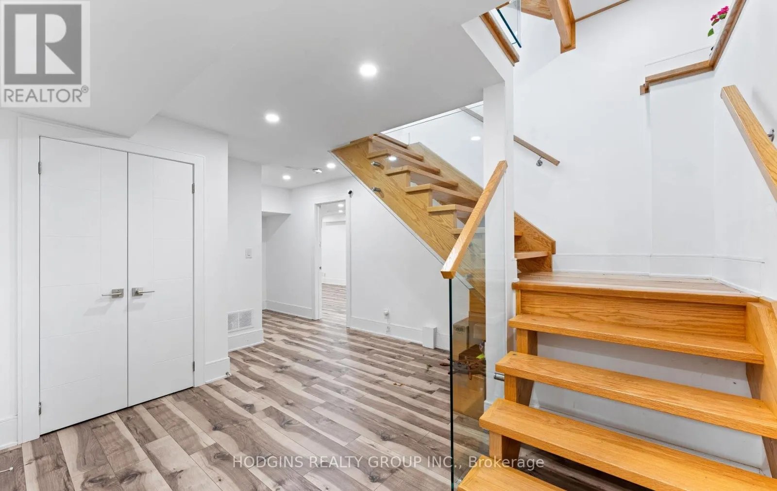 1670 CAVERLY COURT