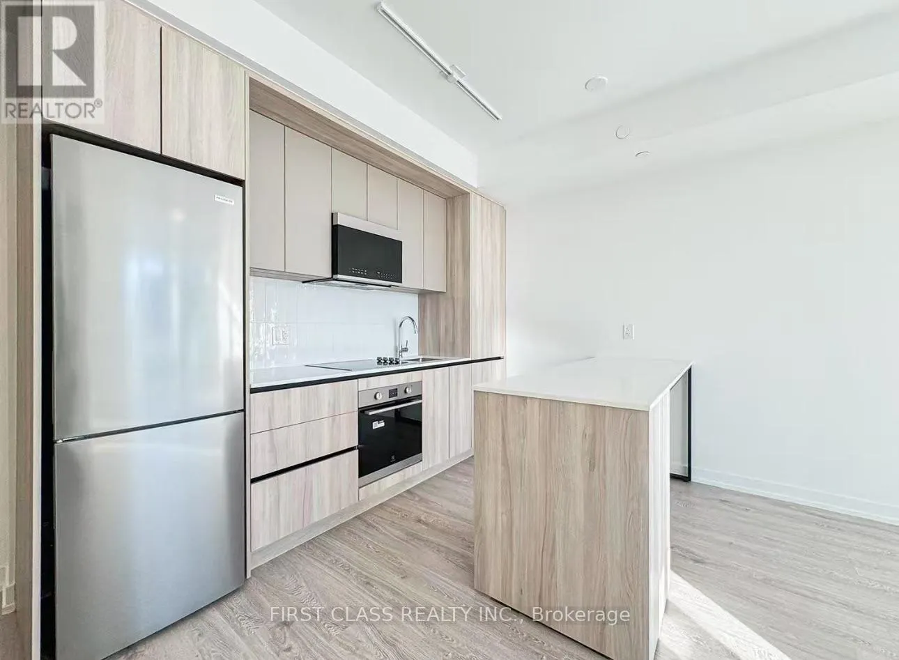 920 - 2485 EGLINTON AVENUE W