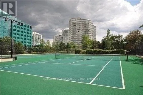 221 - 25 KINGSBRIDGE GARDEN CIRCLE