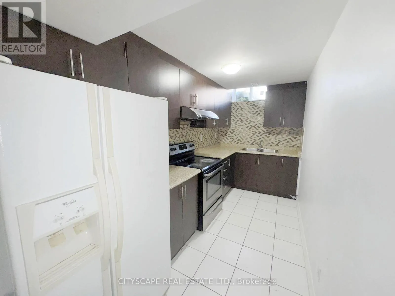 23 BRENTCLIFF DRIVE