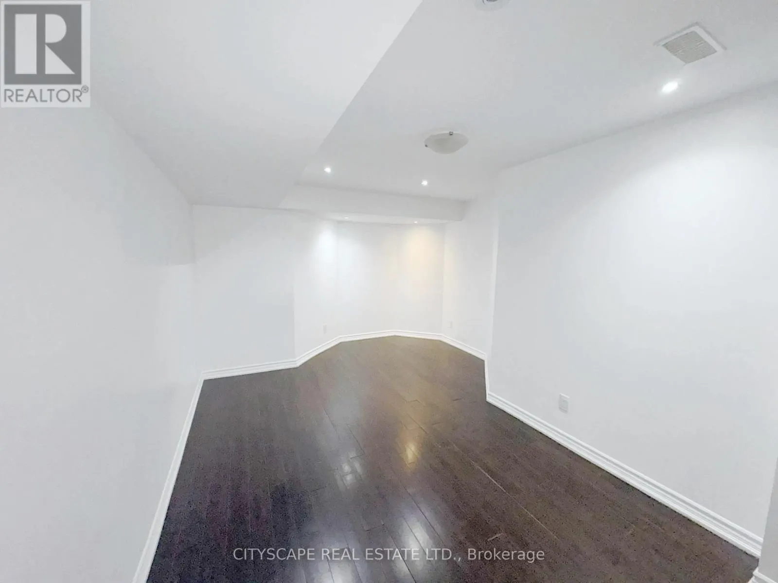 23 BRENTCLIFF DRIVE