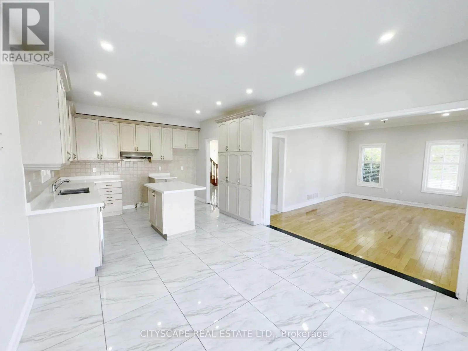 23 BRENTCLIFF DRIVE