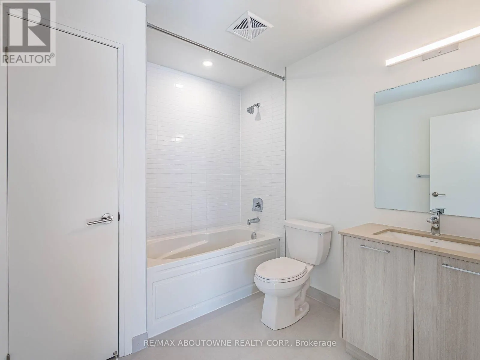308 - 3250 CARDING MILL TRAIL