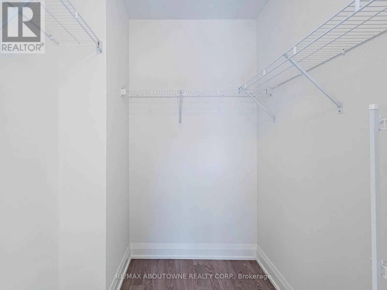 308 - 3250 CARDING MILL TRAIL