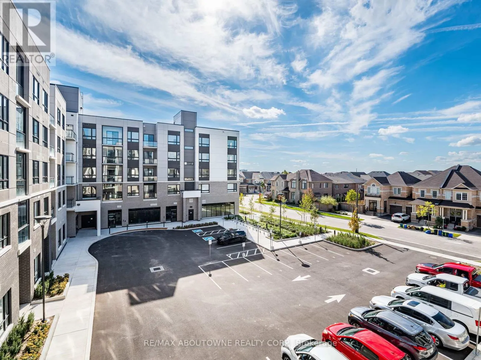 308 - 3250 CARDING MILL TRAIL