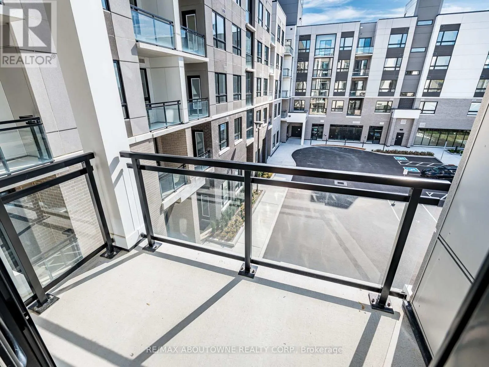 308 - 3250 CARDING MILL TRAIL
