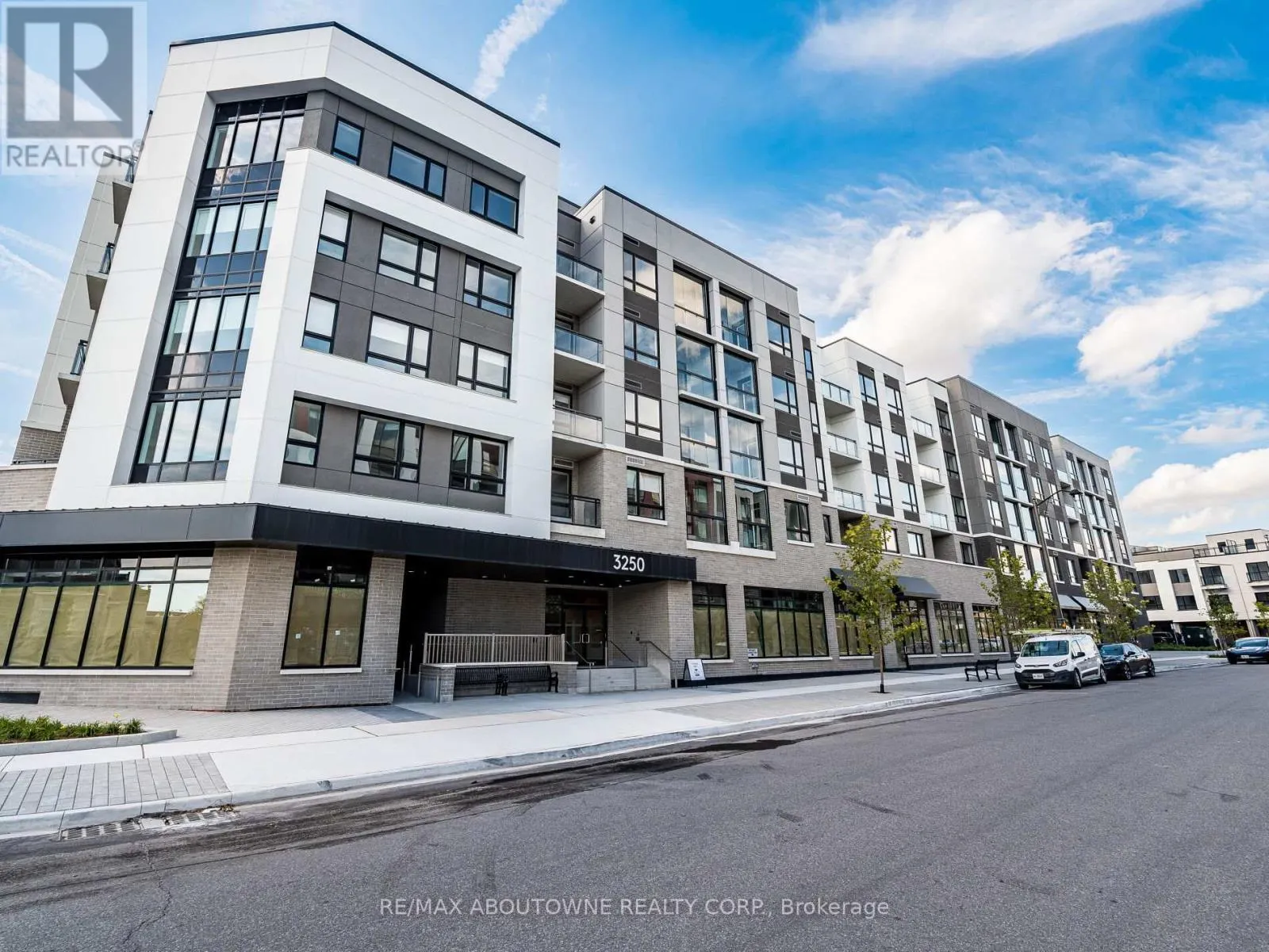 308 - 3250 CARDING MILL TRAIL