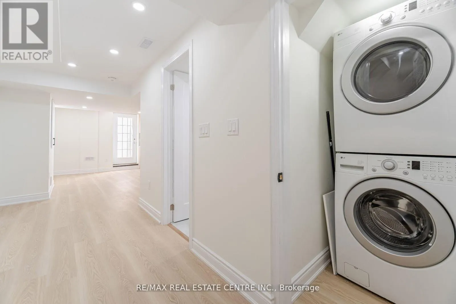 LOWER - 351 GREENLESS CIRCLE