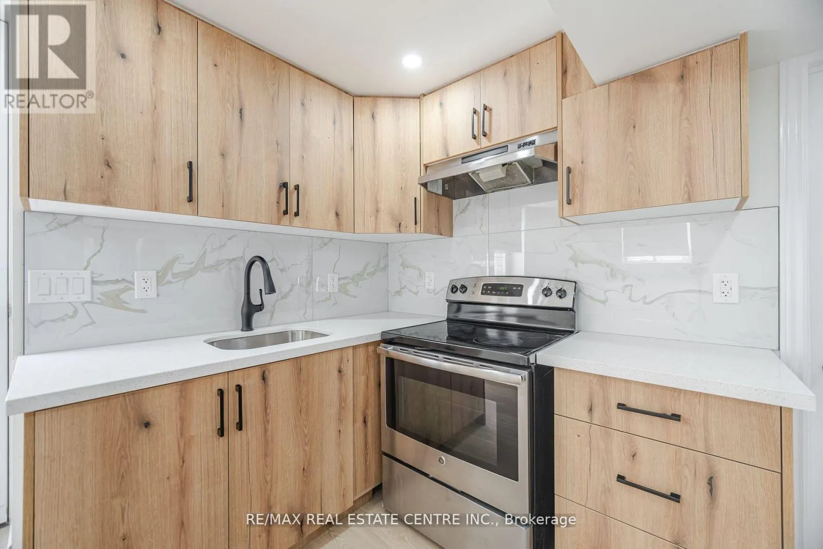 LOWER - 351 GREENLESS CIRCLE