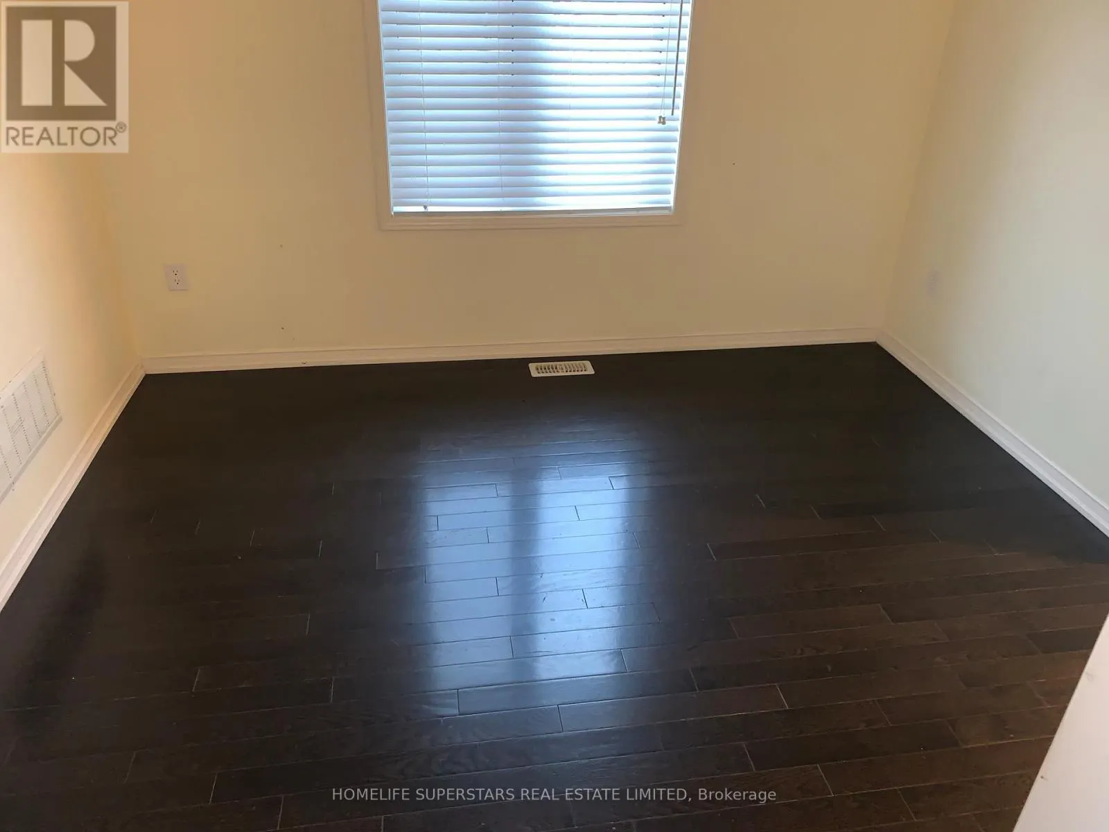 UPPER - 72 LOFTSMOOR DRIVE