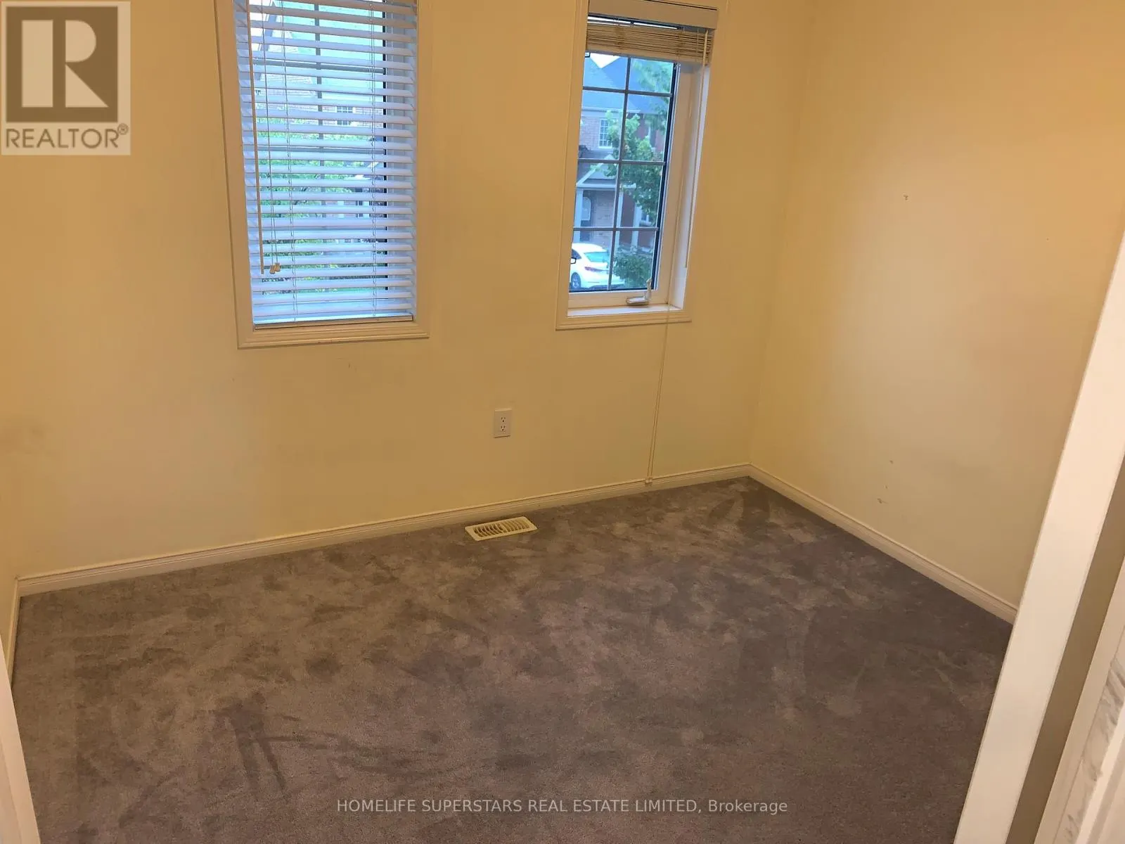 UPPER - 72 LOFTSMOOR DRIVE