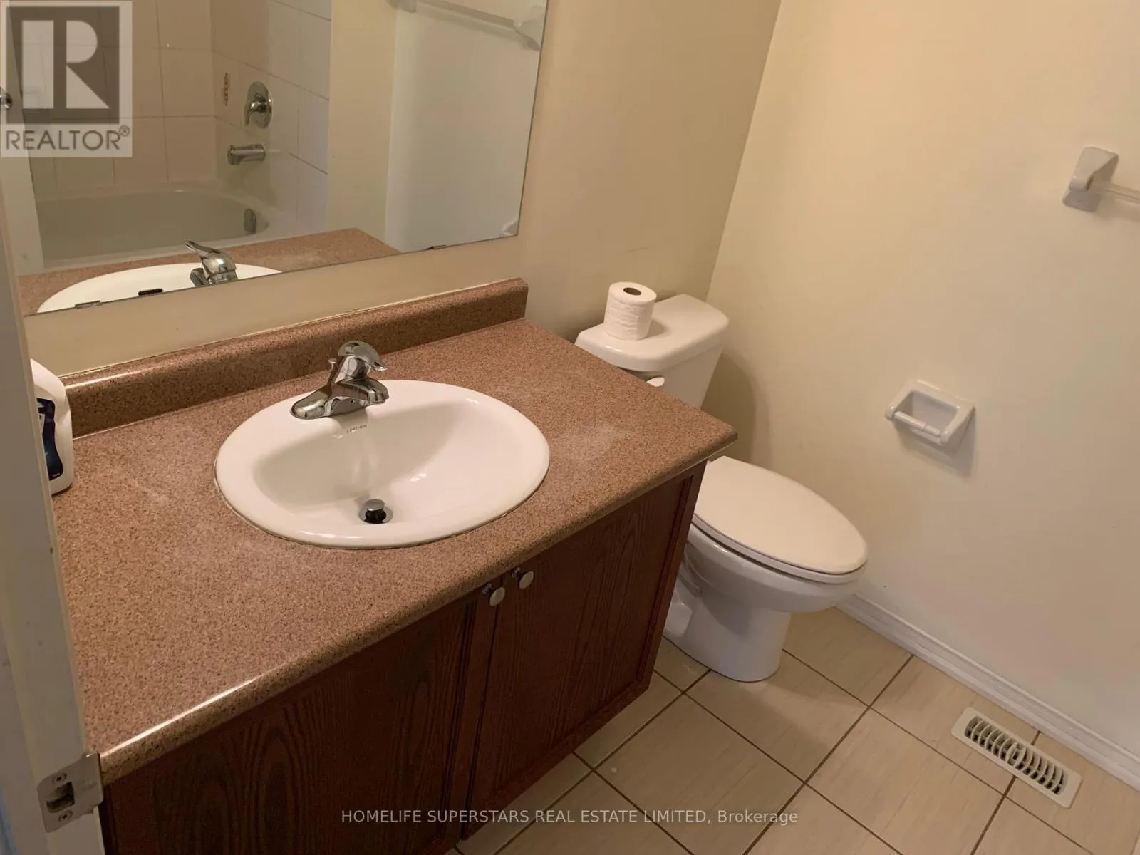 UPPER - 72 LOFTSMOOR DRIVE