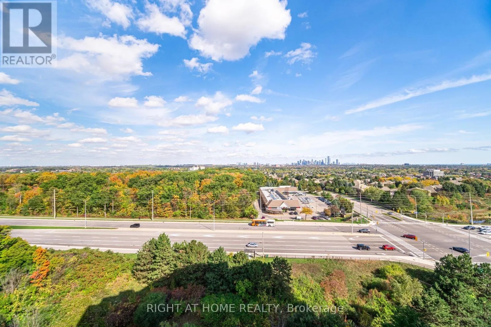 1211 - 2545 ERIN CENTRE BOULEVARD