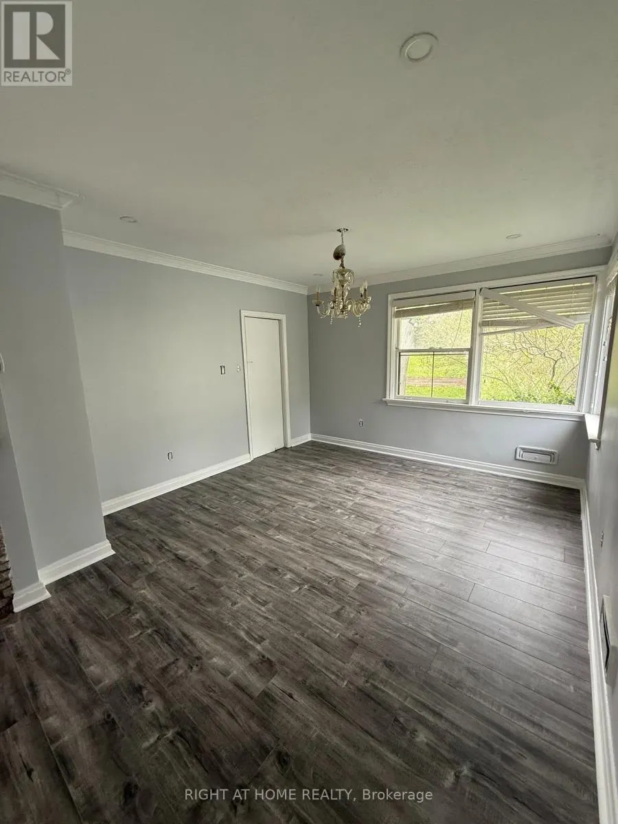 115 MAIN STREET S