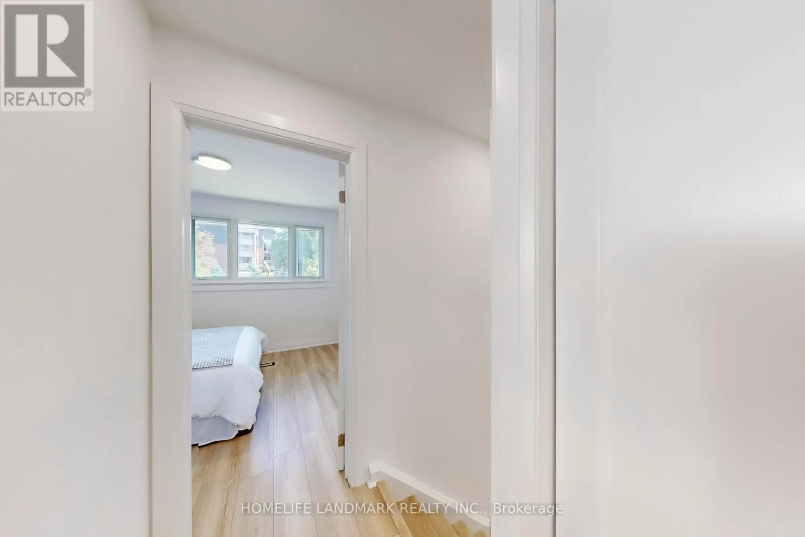 1354 KELLY ROAD