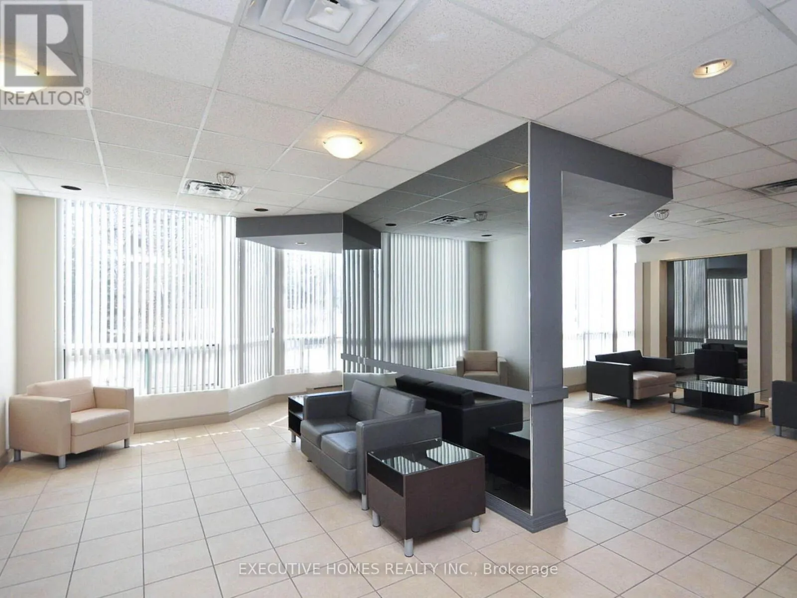 1504 - 4450 TUCANA COURT
