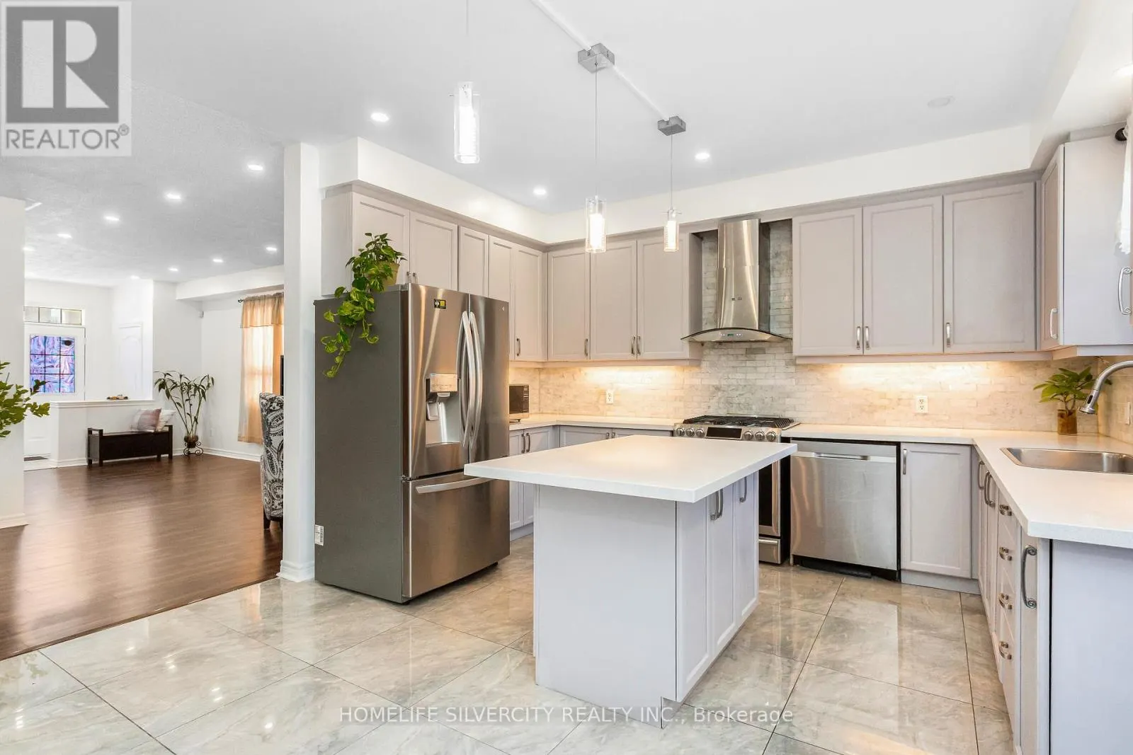 7 OKANAGAN DRIVE
