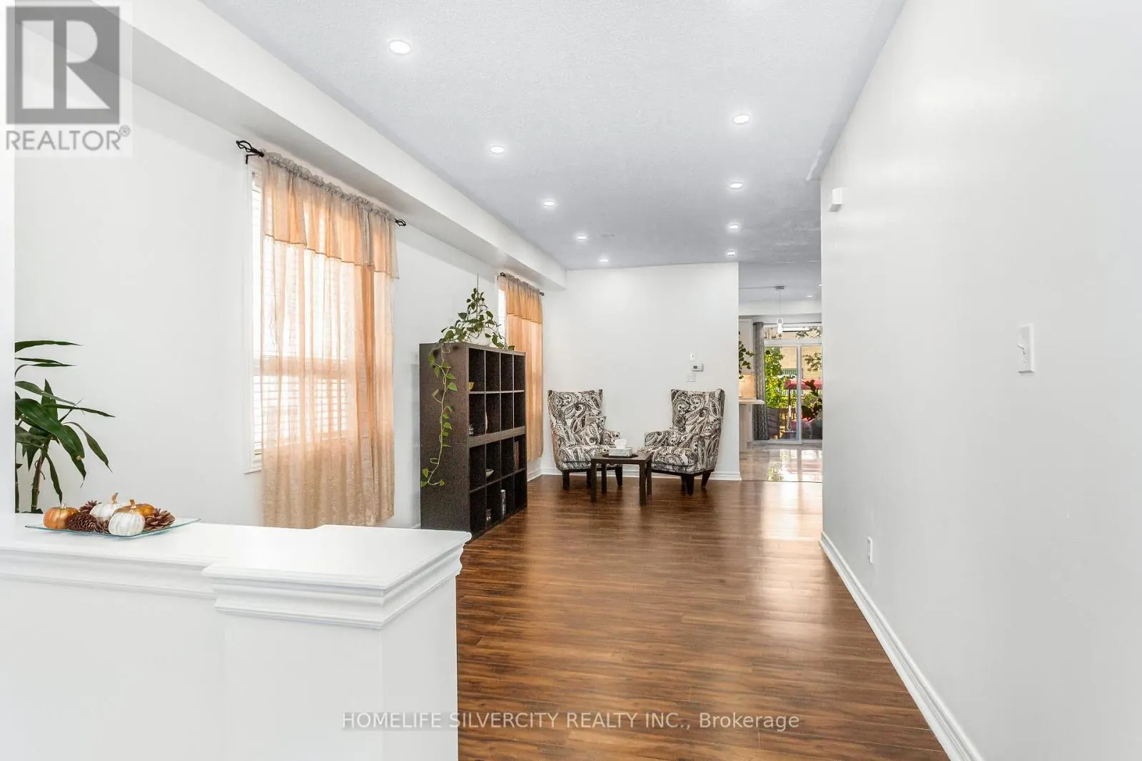 7 OKANAGAN DRIVE