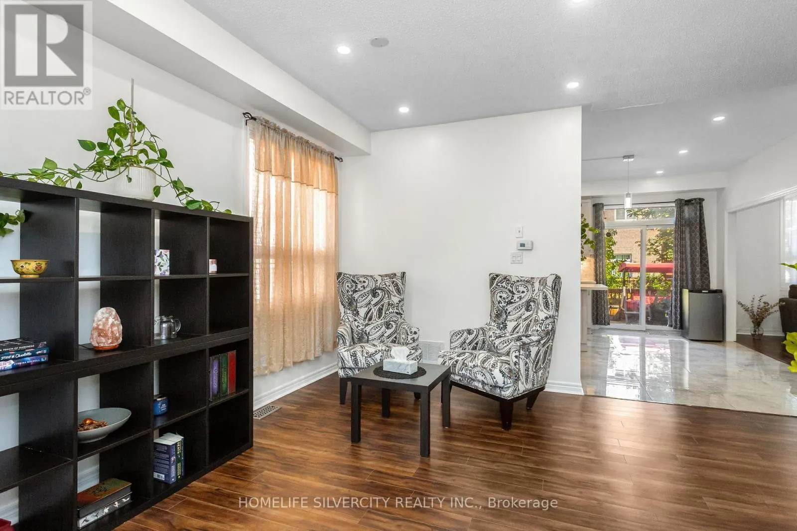 7 OKANAGAN DRIVE