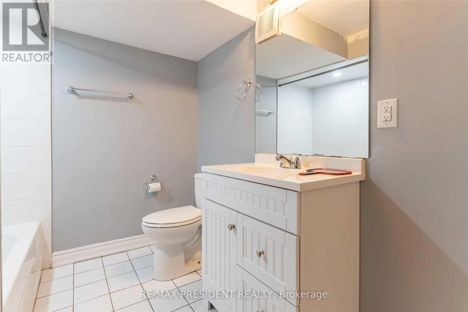 BASEMENT - 17 MANITOU CRESCENT