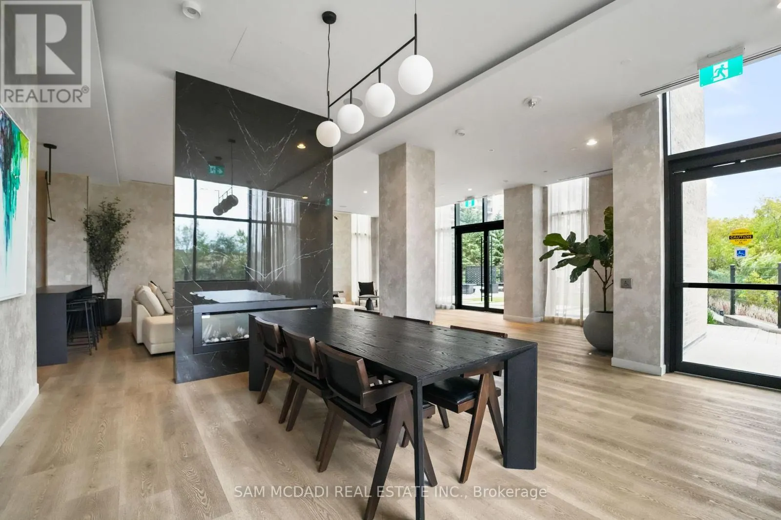 1513 - 86 DUNDAS STREET E