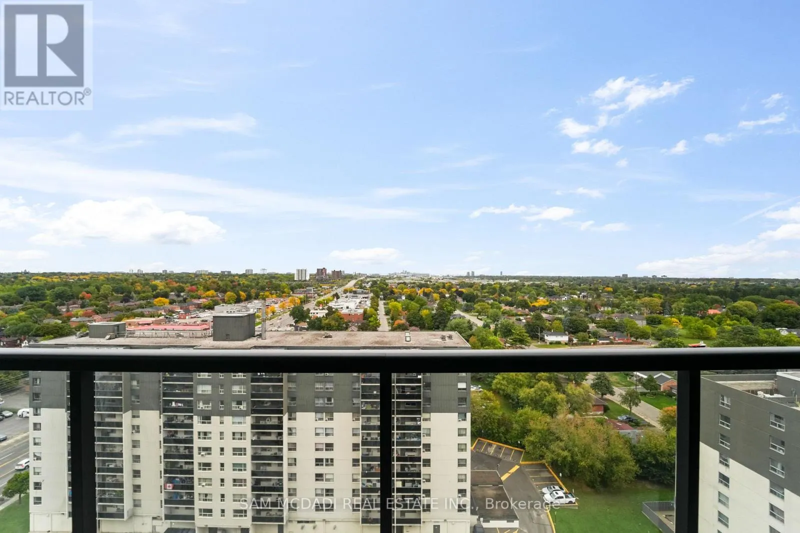 1513 - 86 DUNDAS STREET E