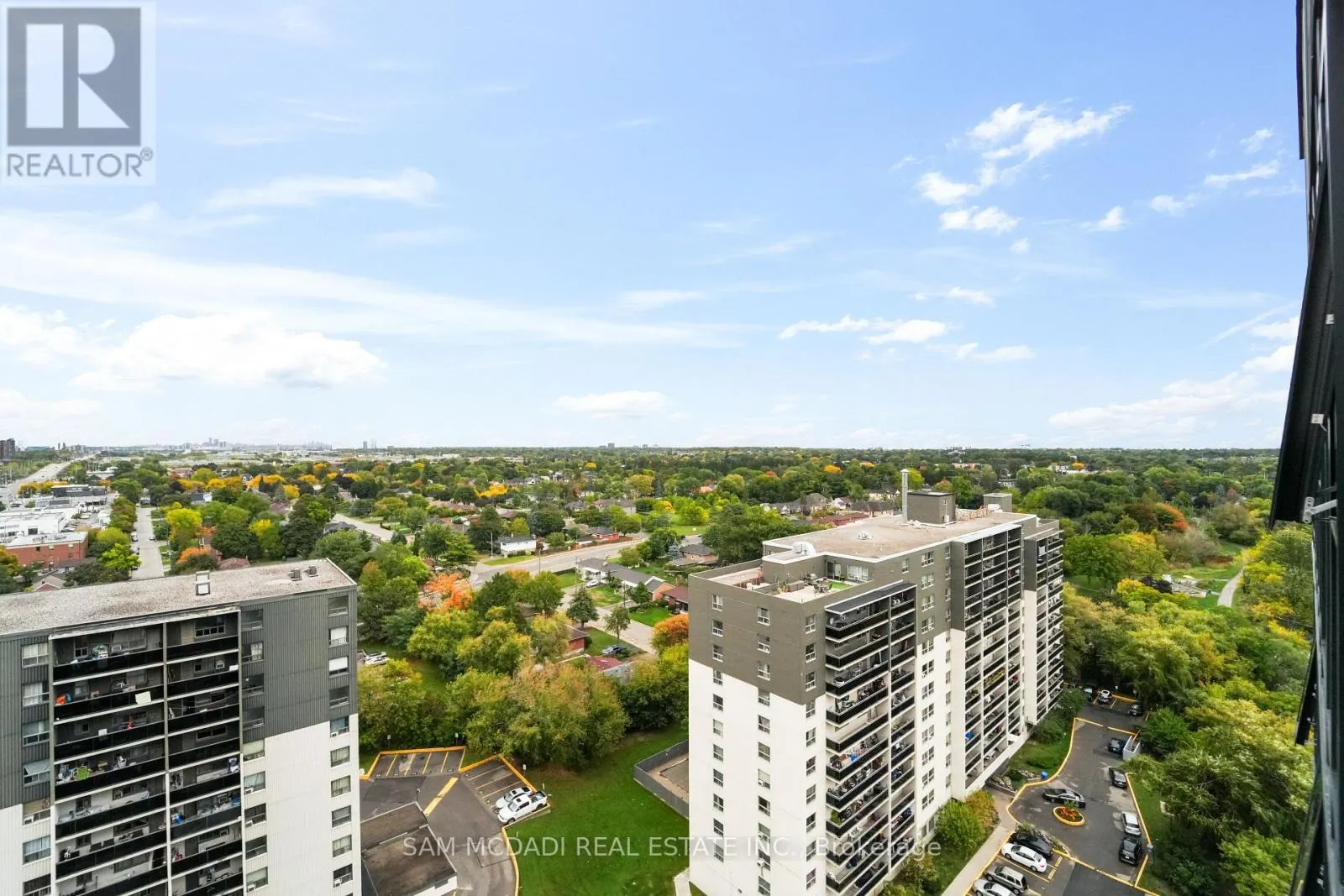 1513 - 86 DUNDAS STREET E