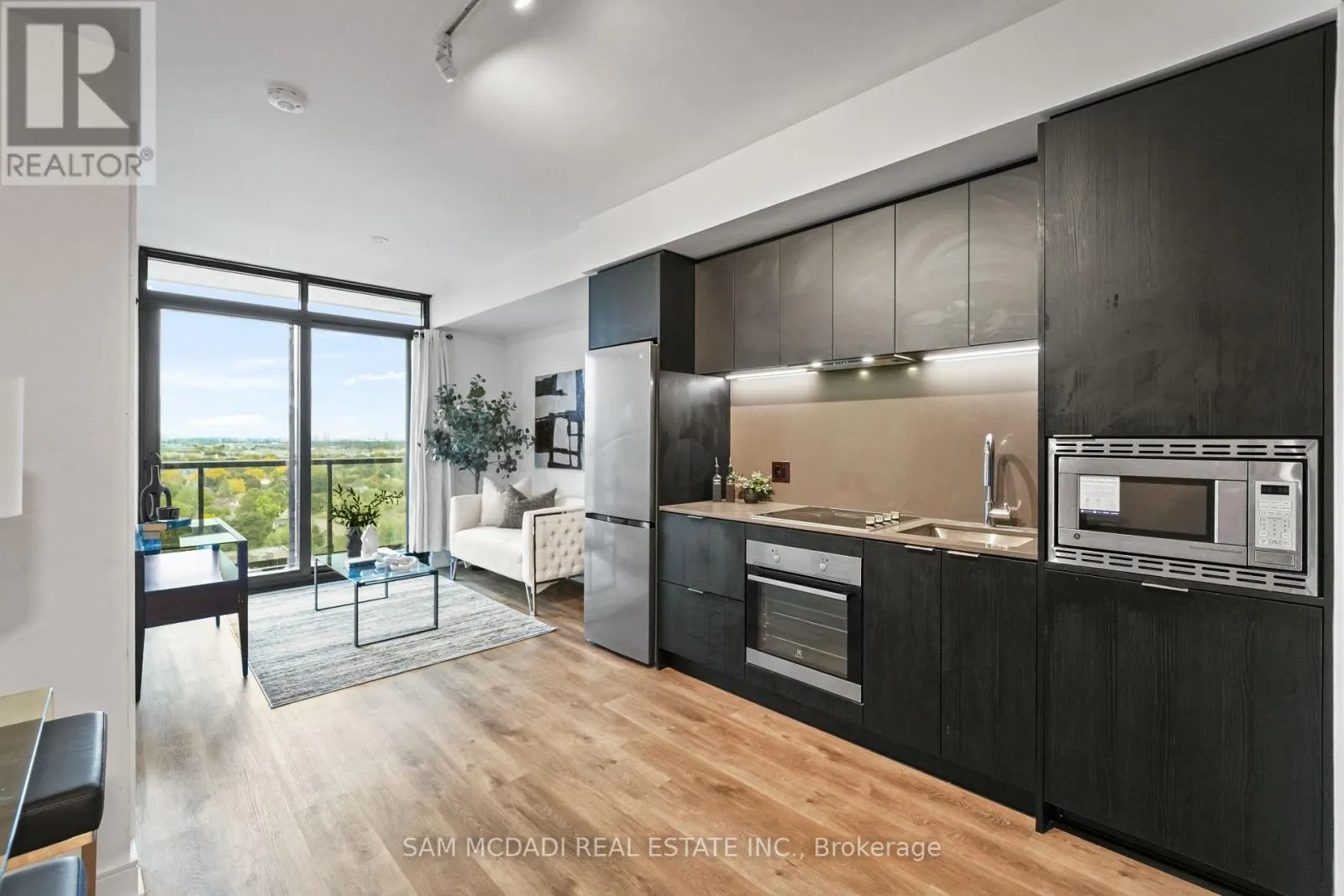 1513 - 86 DUNDAS STREET E