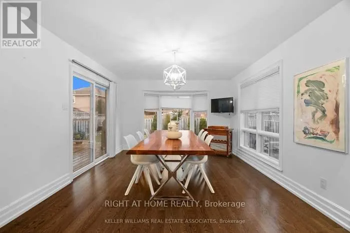 5136 CASTLEFIELD DRIVE