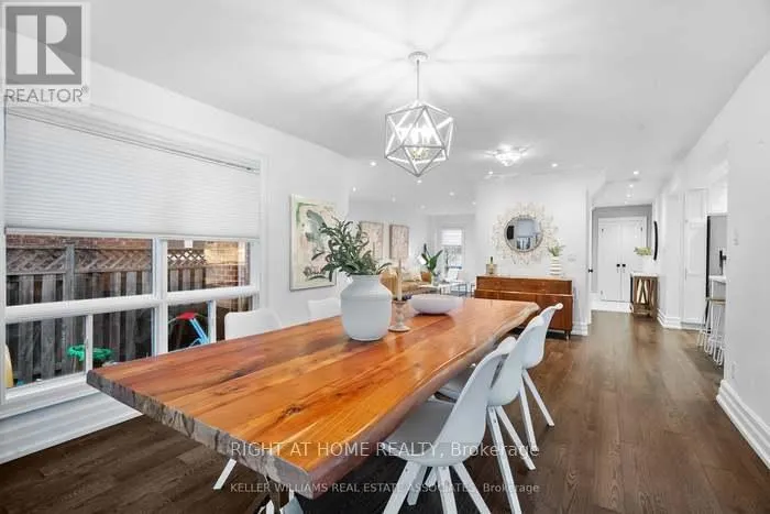 5136 CASTLEFIELD DRIVE