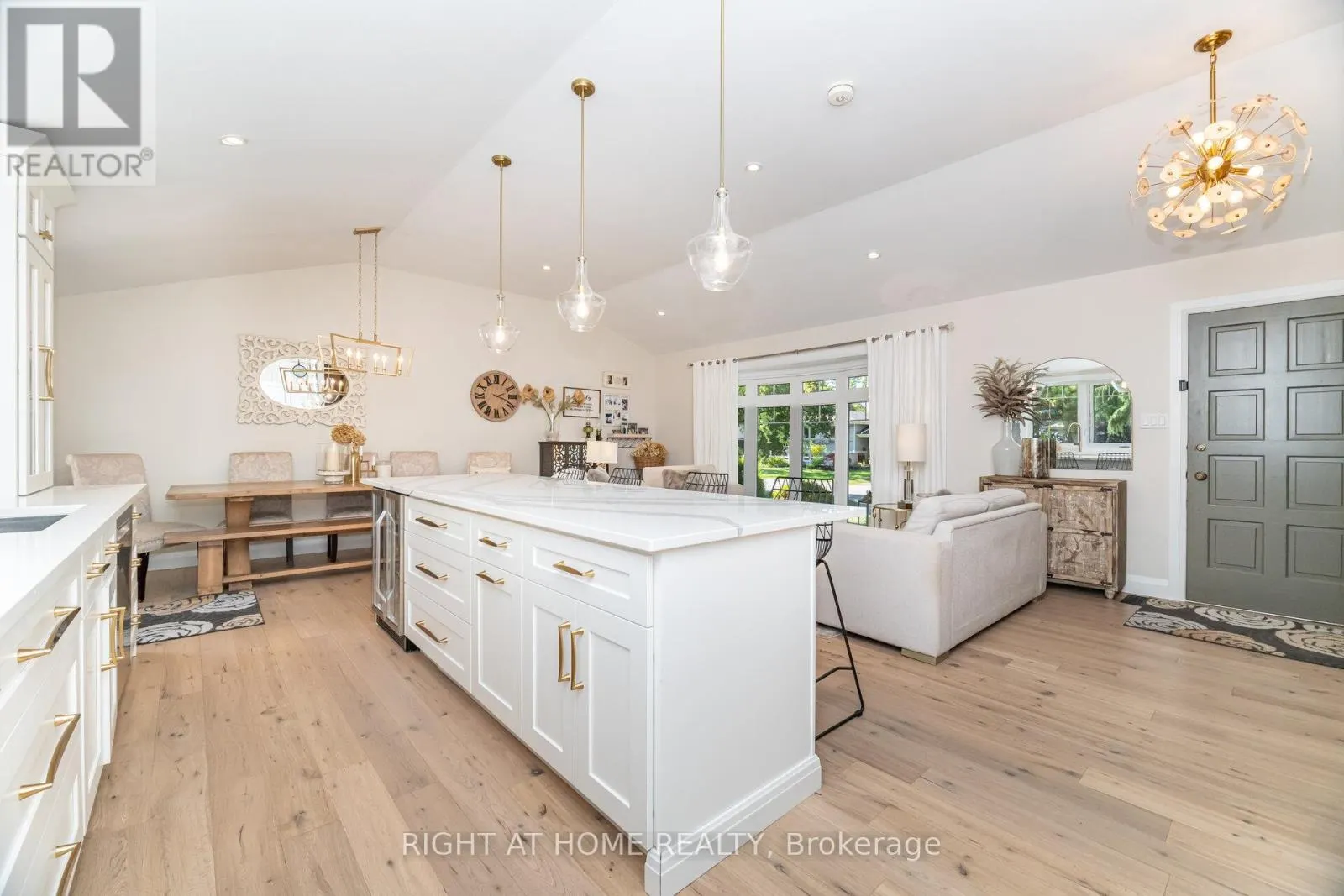 5188 CHERRYHILL CRESCENT