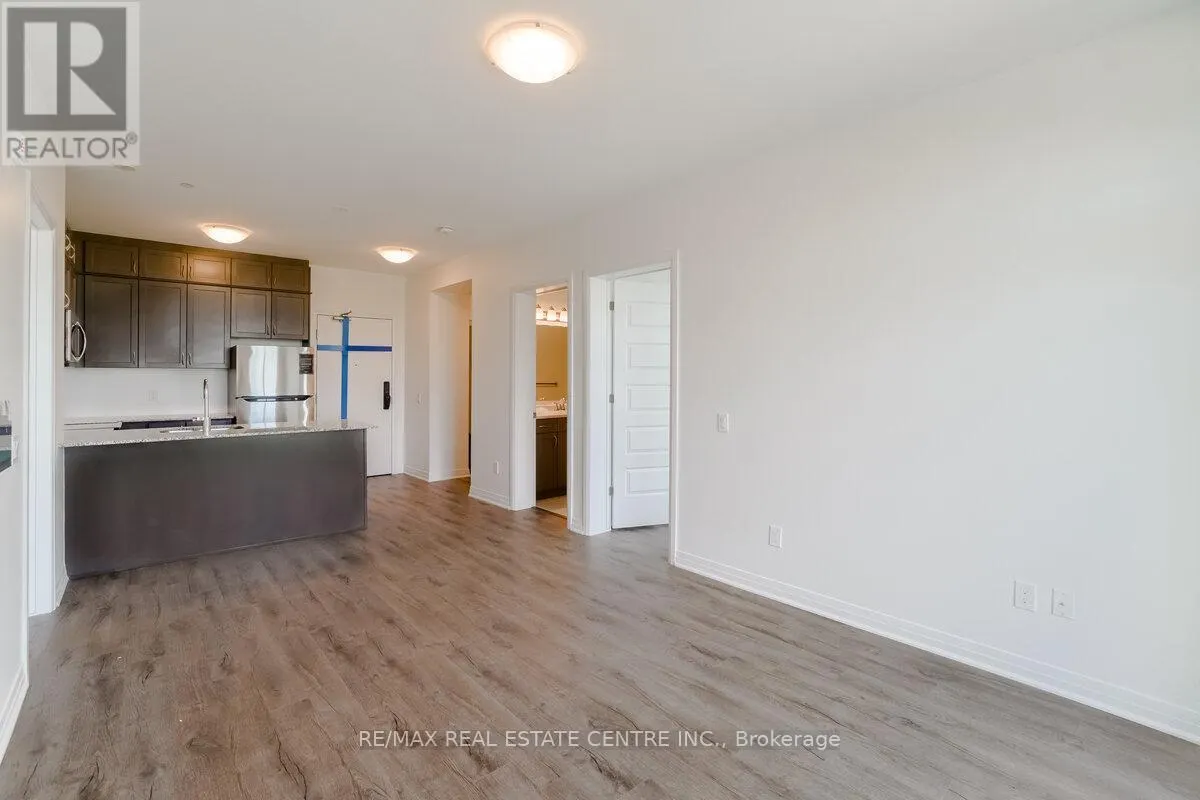 119 - 95 DUNDAS STREET W