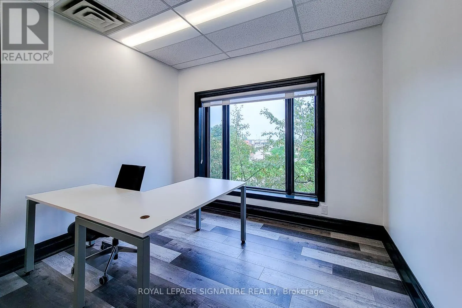 300 - 414 NORTH SERVICE ROAD E