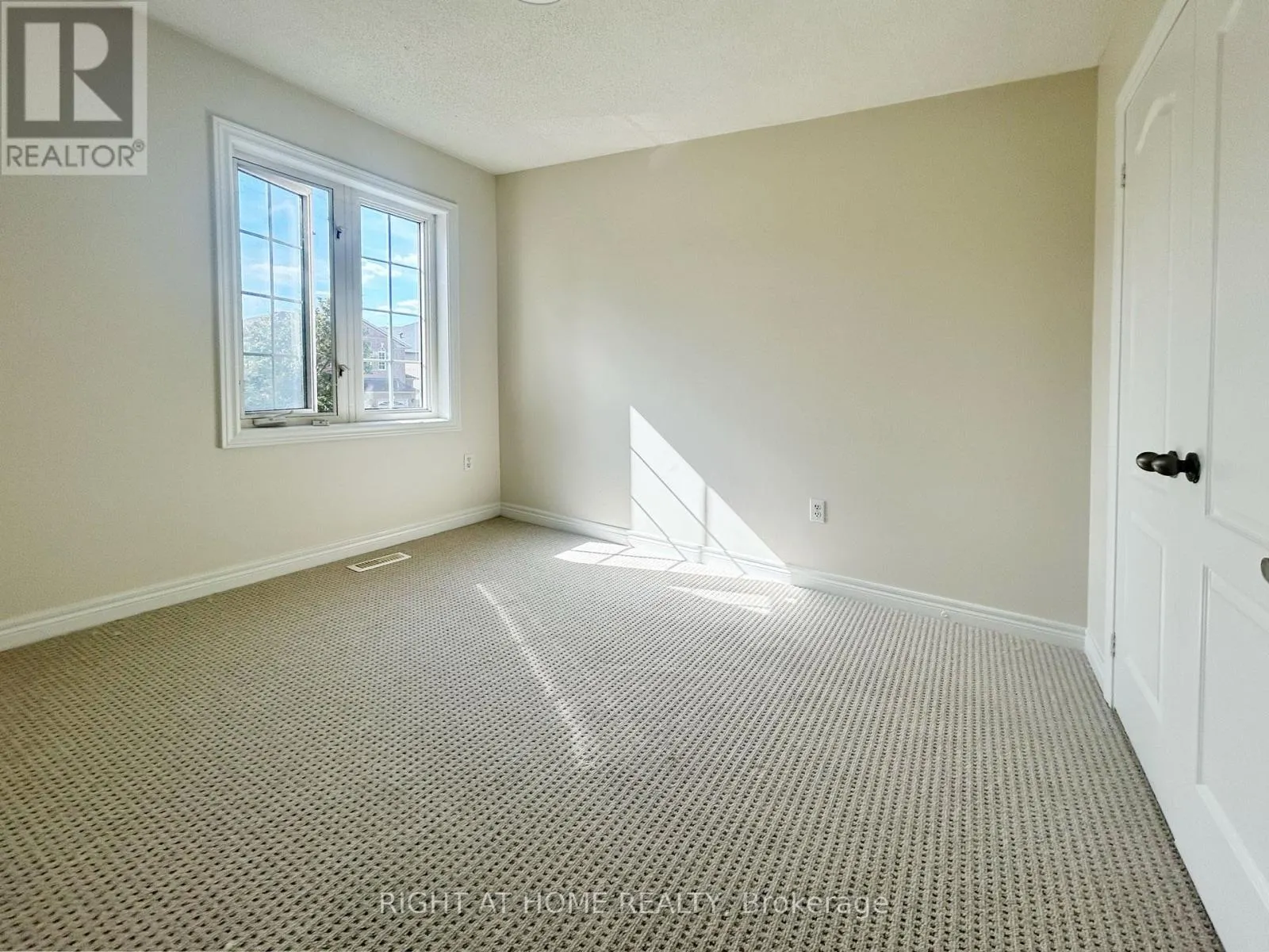 3342 FOUNTAIN PARK AVENUE