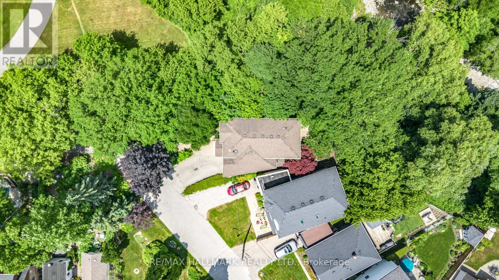 7 TIZZARD AVENUE