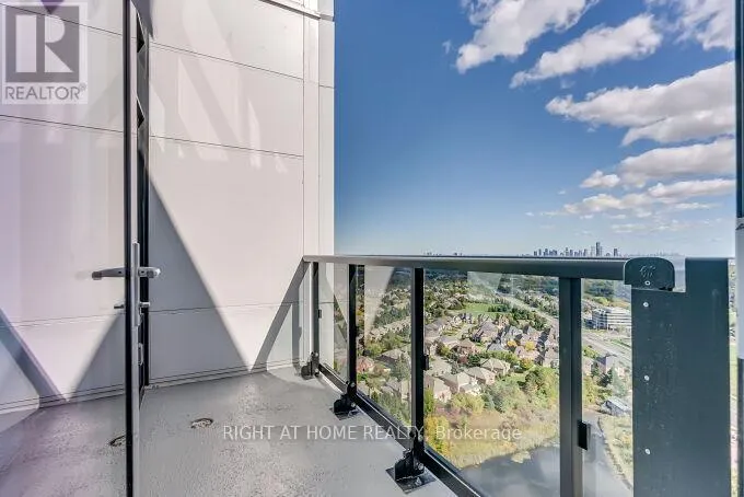 2701 - 2495 EGLINTON AVENUE W