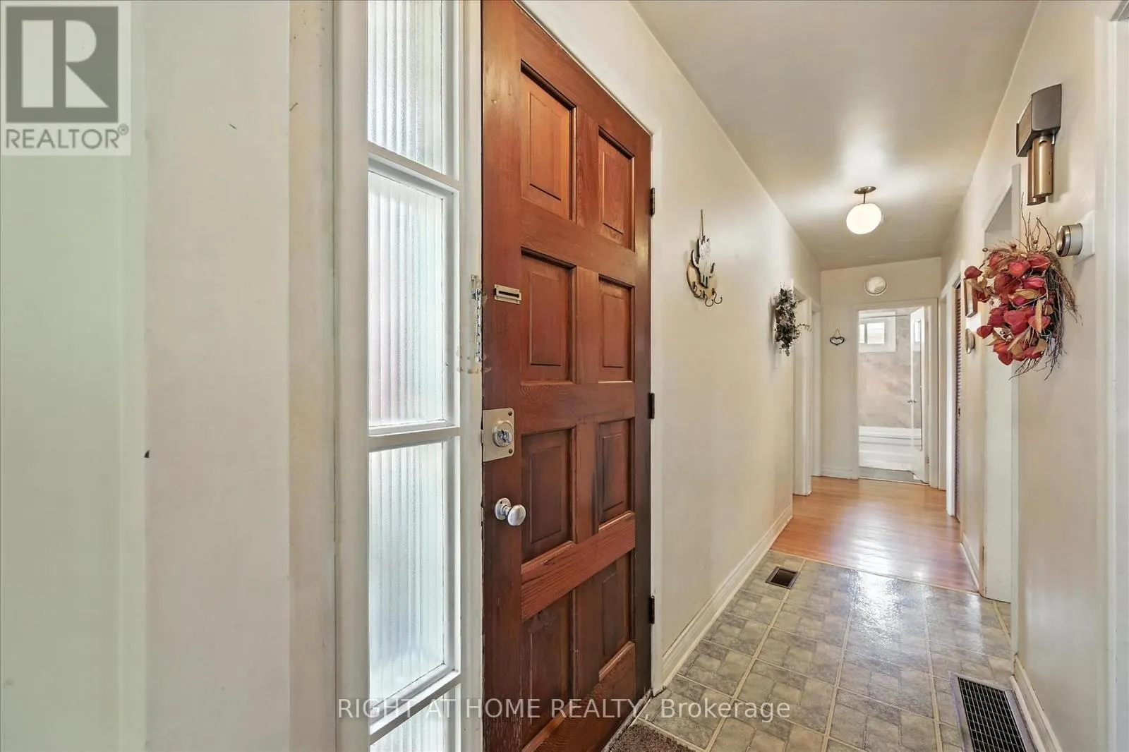 542 TRUDALE COURT