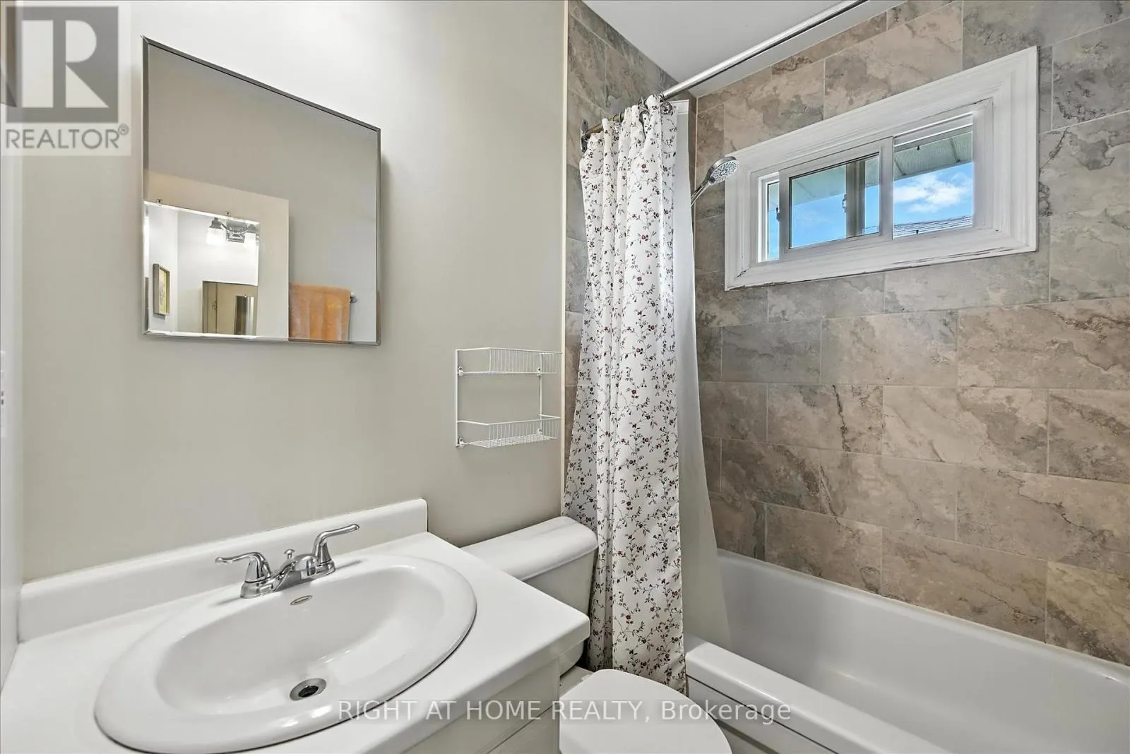 542 TRUDALE COURT