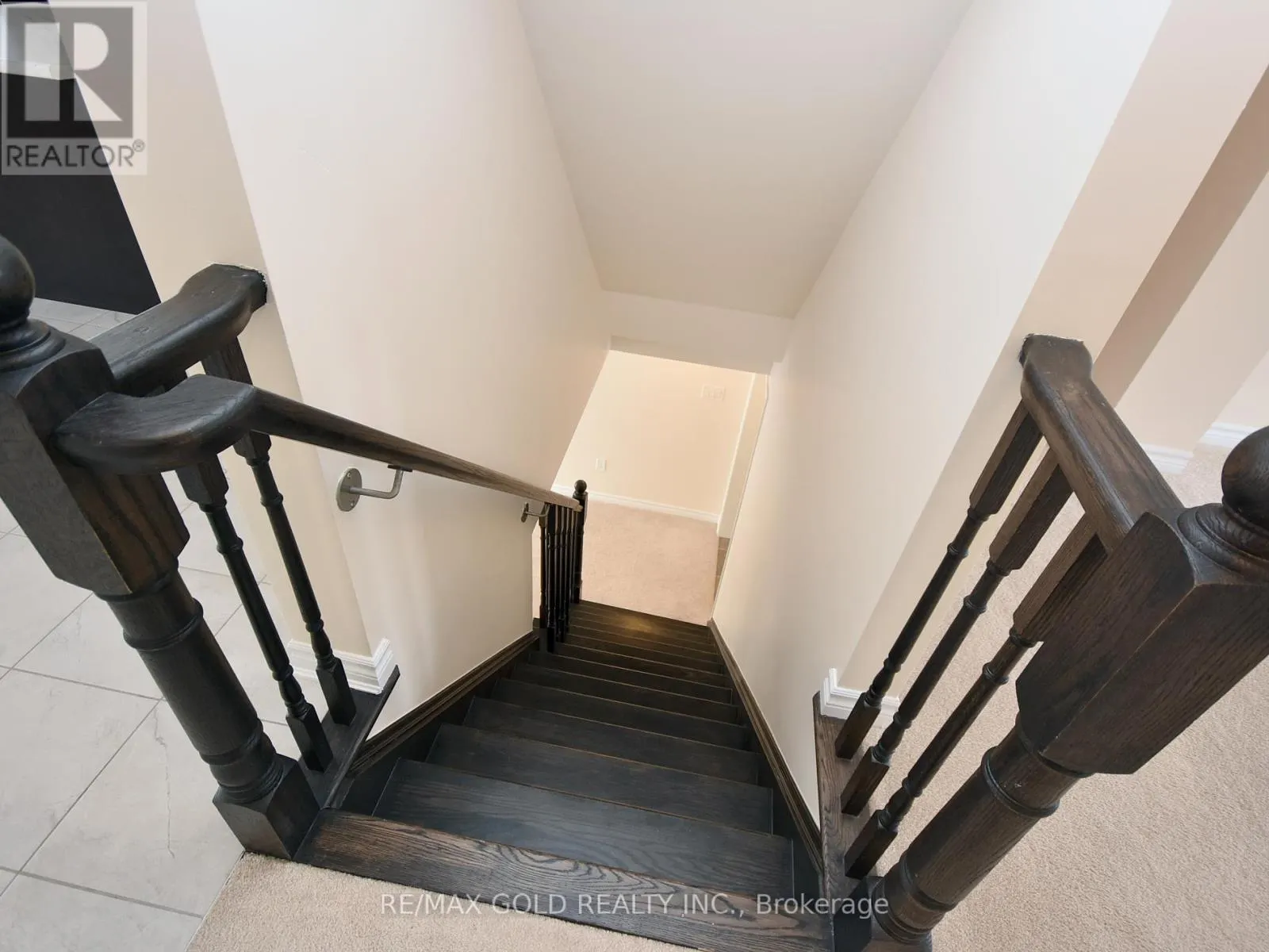 75 METRO CRESCENT
