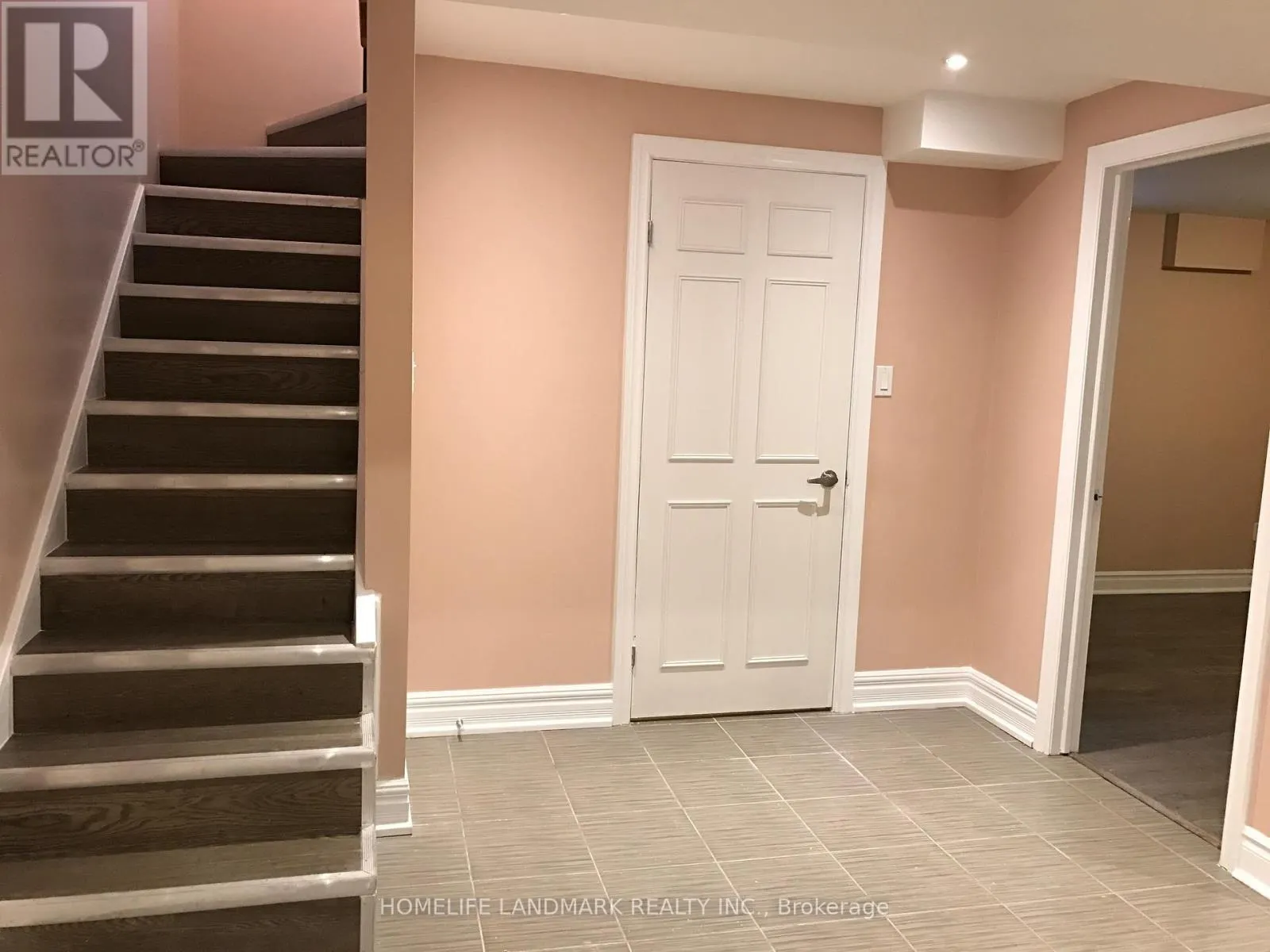 2535 SYMINGTON COURT