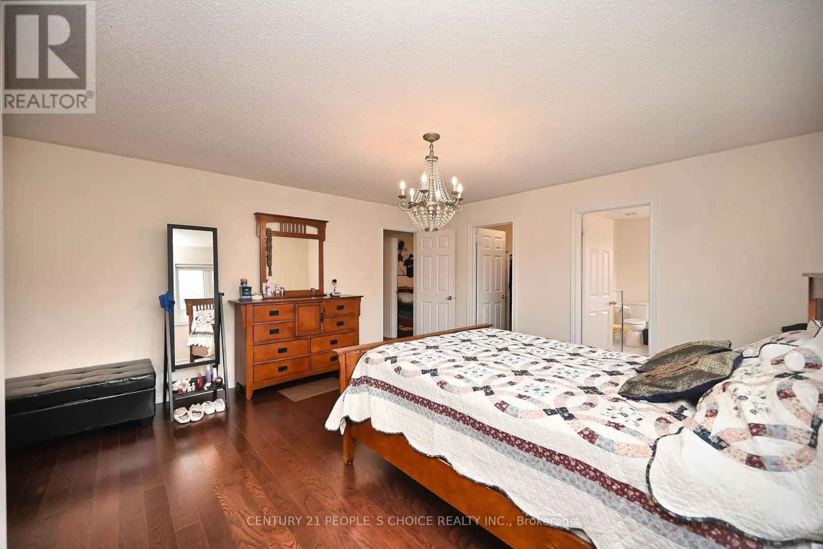 23 LANEBROOK DRIVE