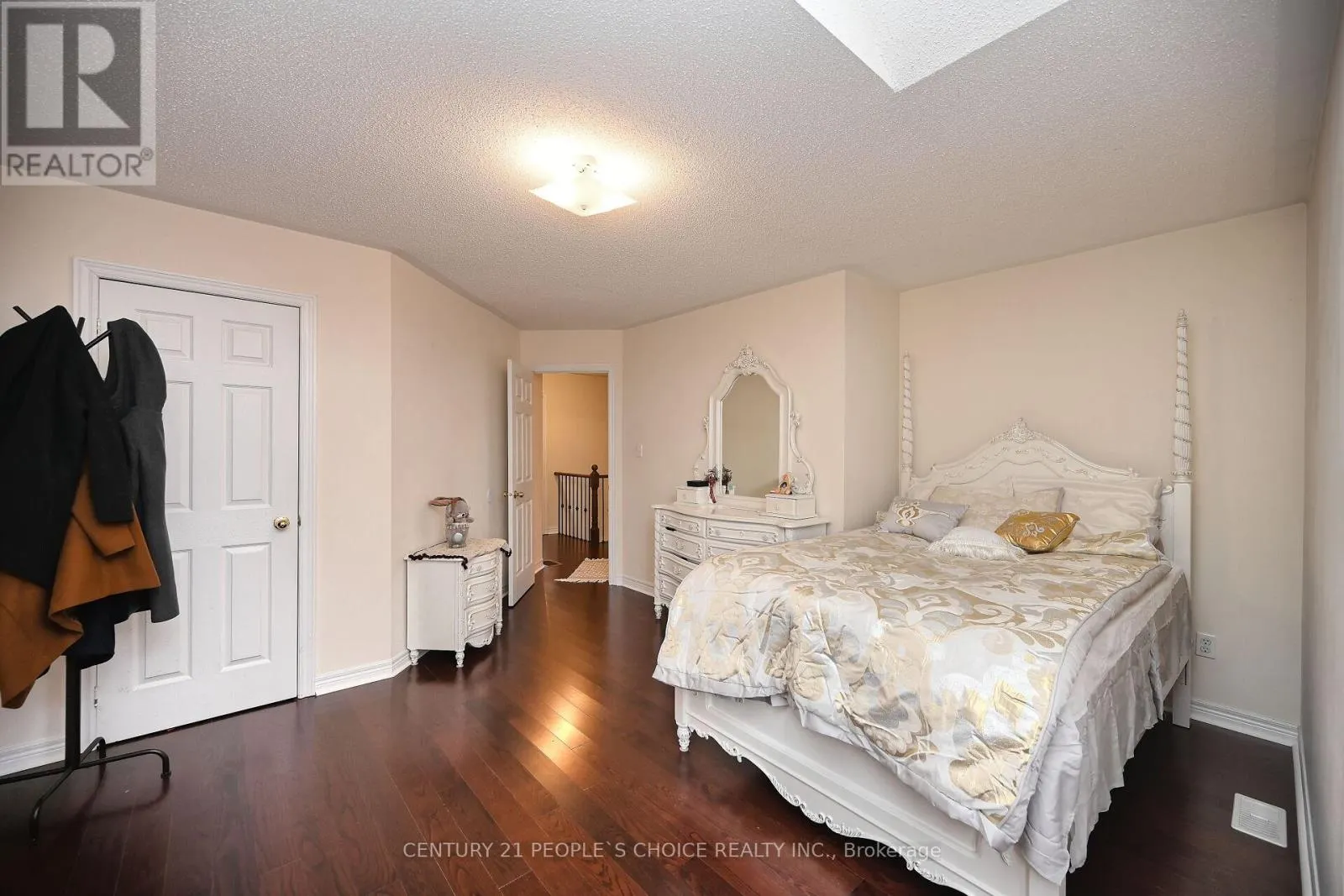 23 LANEBROOK DRIVE