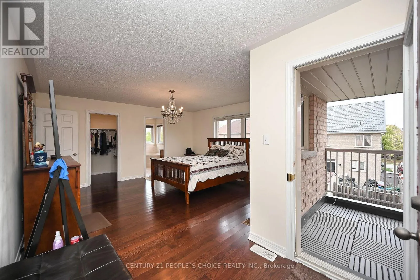 23 LANEBROOK DRIVE