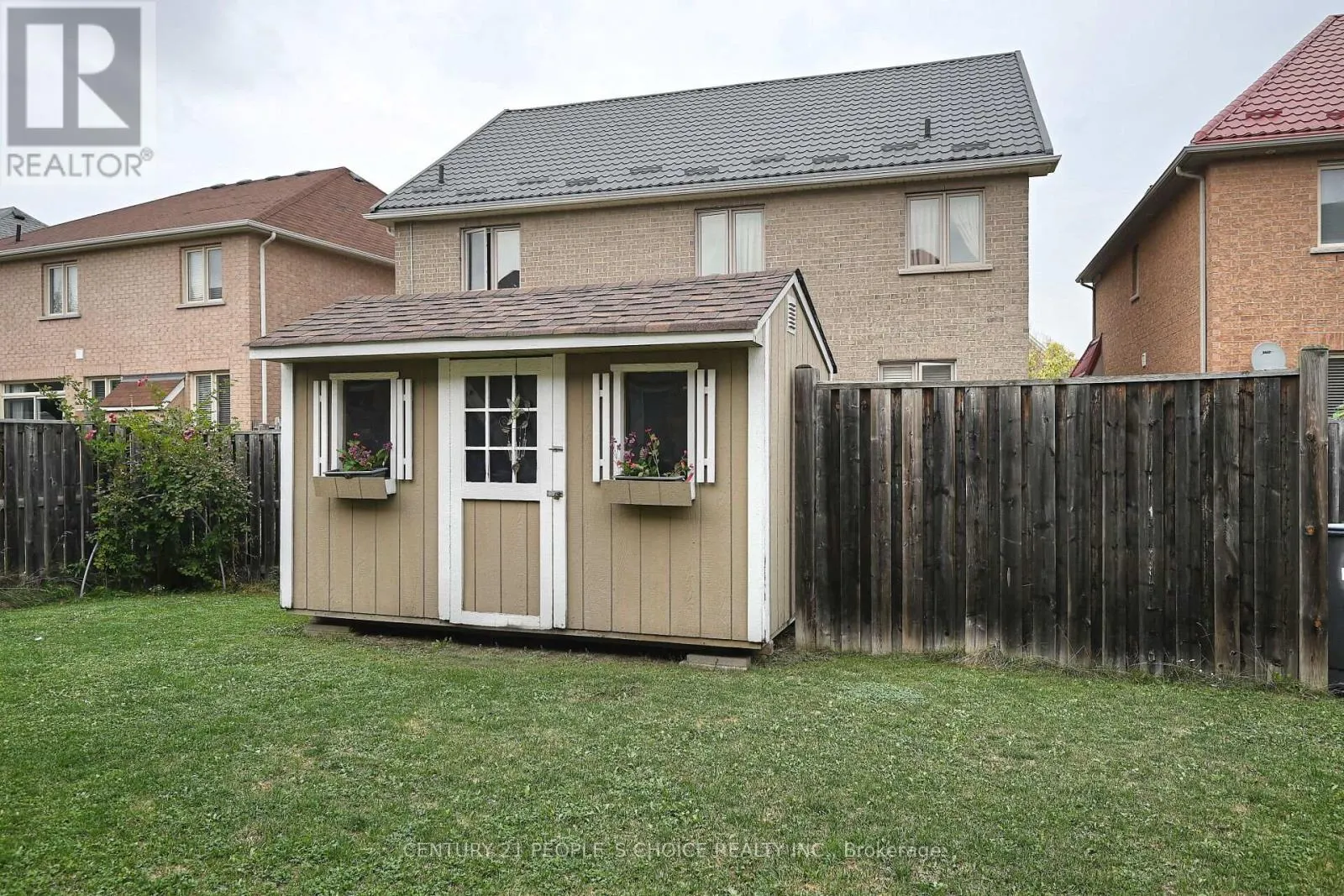 23 LANEBROOK DRIVE