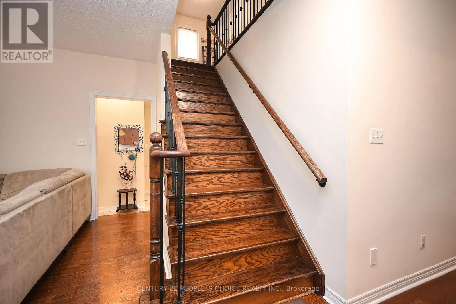 23 LANEBROOK DRIVE